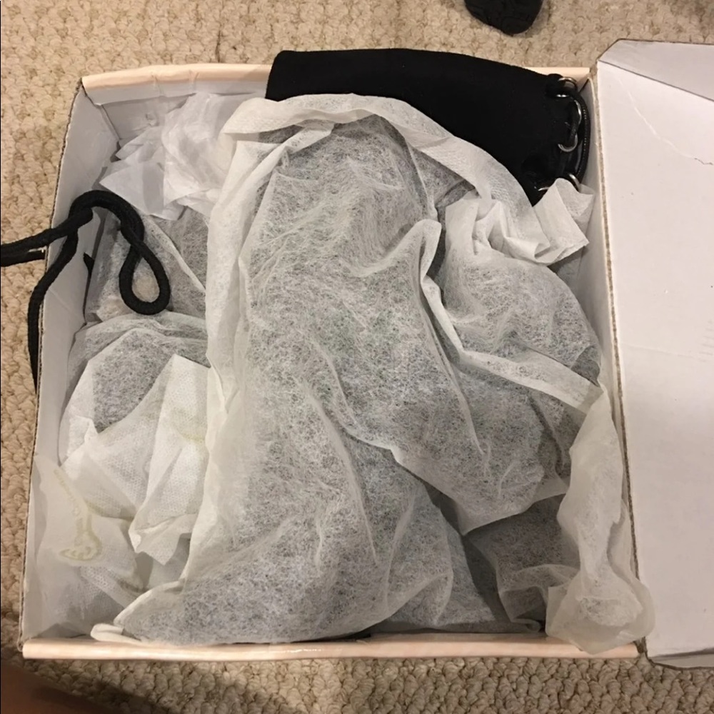 Heel boots - Picture 3 of 4